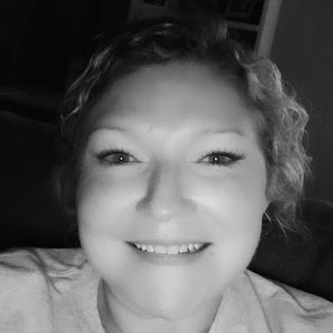 Meet your Posher, Holli